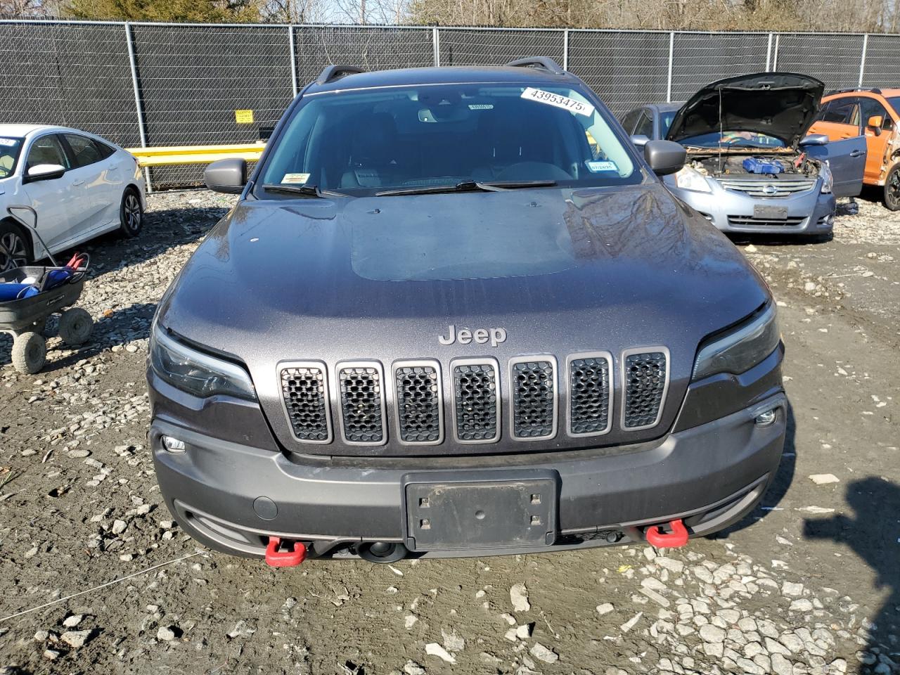 2021 Jeep Cherokee - Image 5