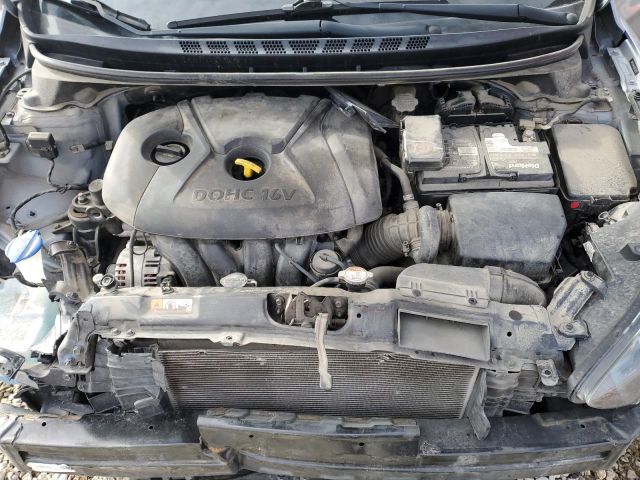 2016 Hyundai Elantra - Image 11