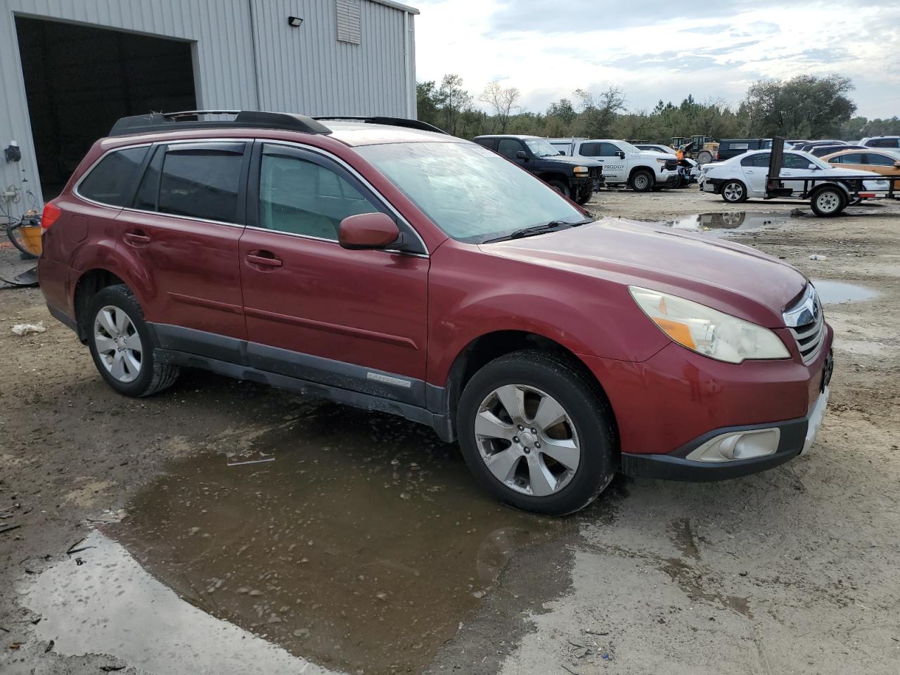 2011 Subaru Outback - Image 4