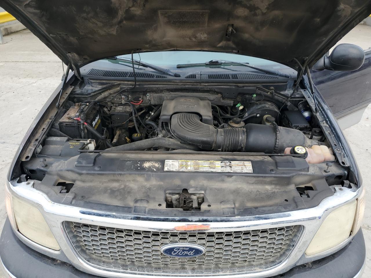 2001 Ford F-150 - Image 12