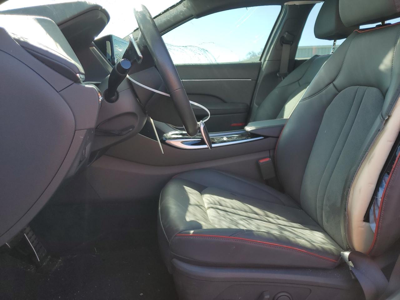 2022 Hyundai Sonata - Image 7