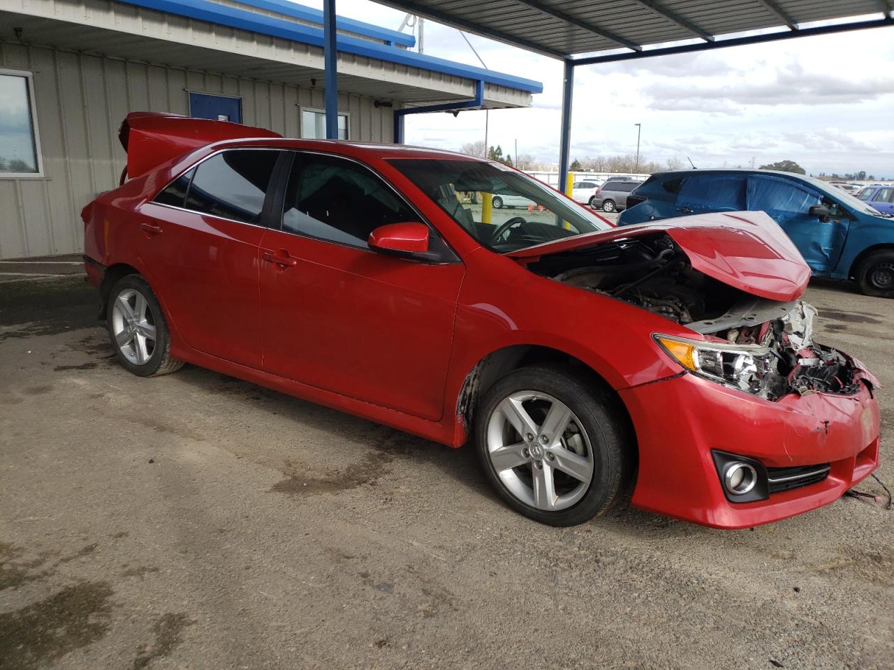 2014 Toyota Camry - Image 4