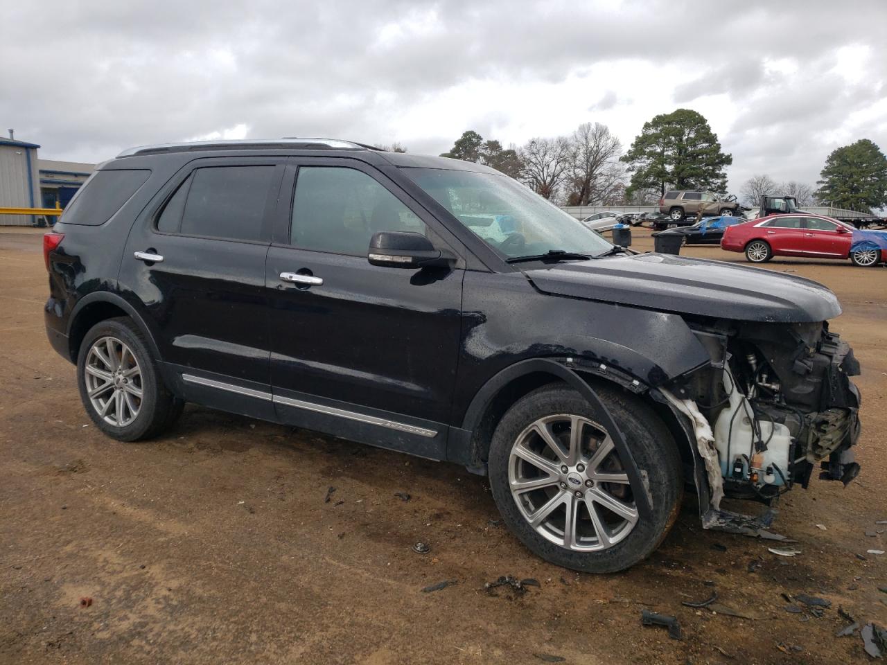 2017 Ford Explorer - Image 4