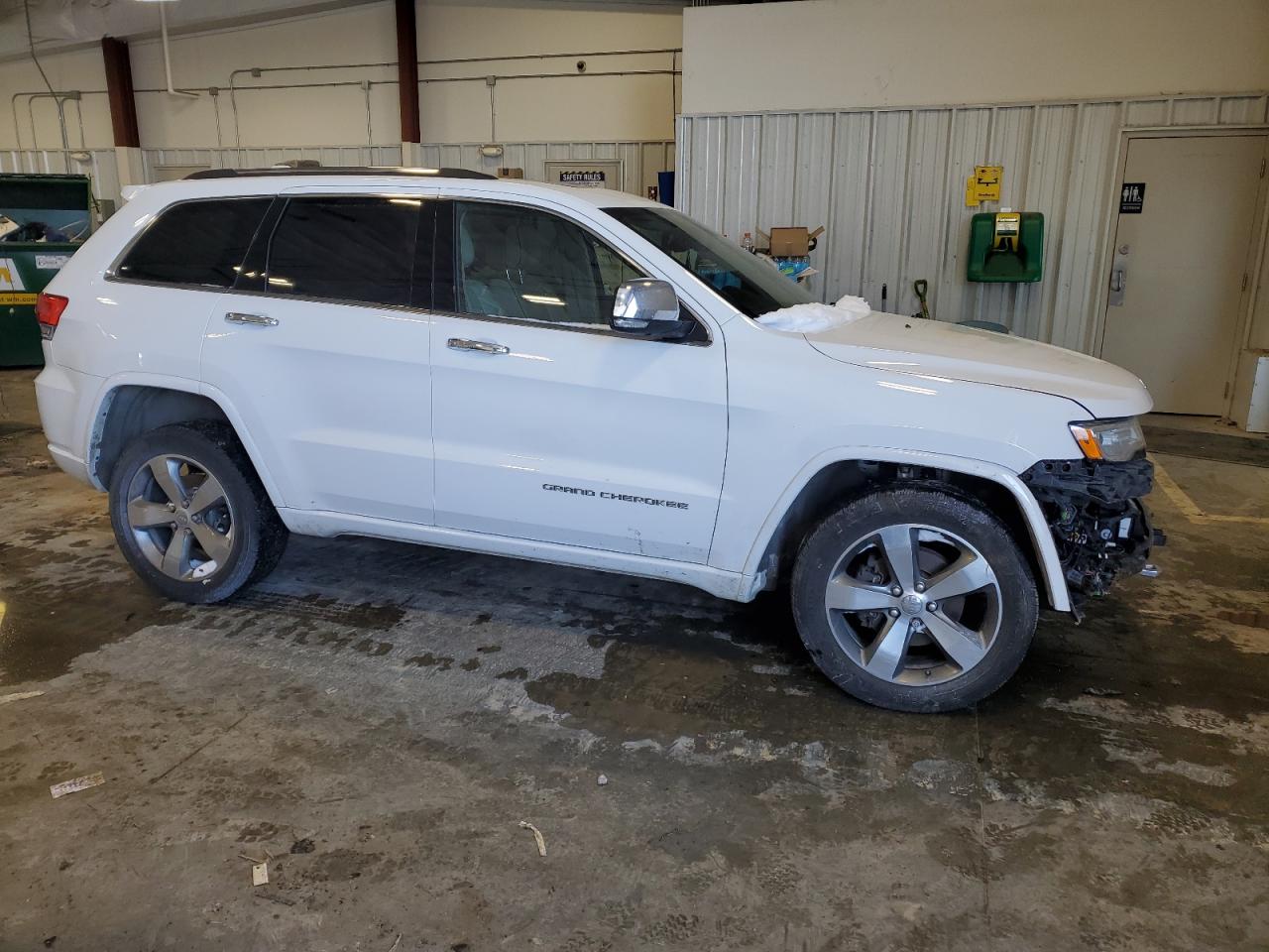 2016 Jeep Grand Cherokee - Image 4