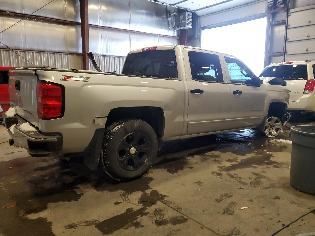 2015 Chevrolet Silverado - Image 3