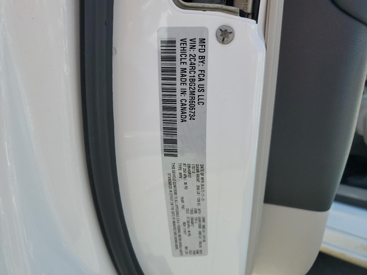 2021 Chrysler Pacifica - Image 14