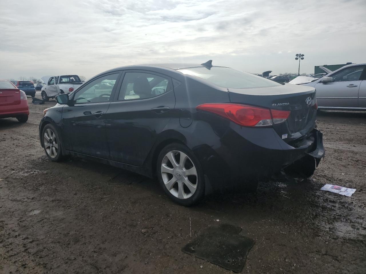 2012 Hyundai Elantra - Image 2