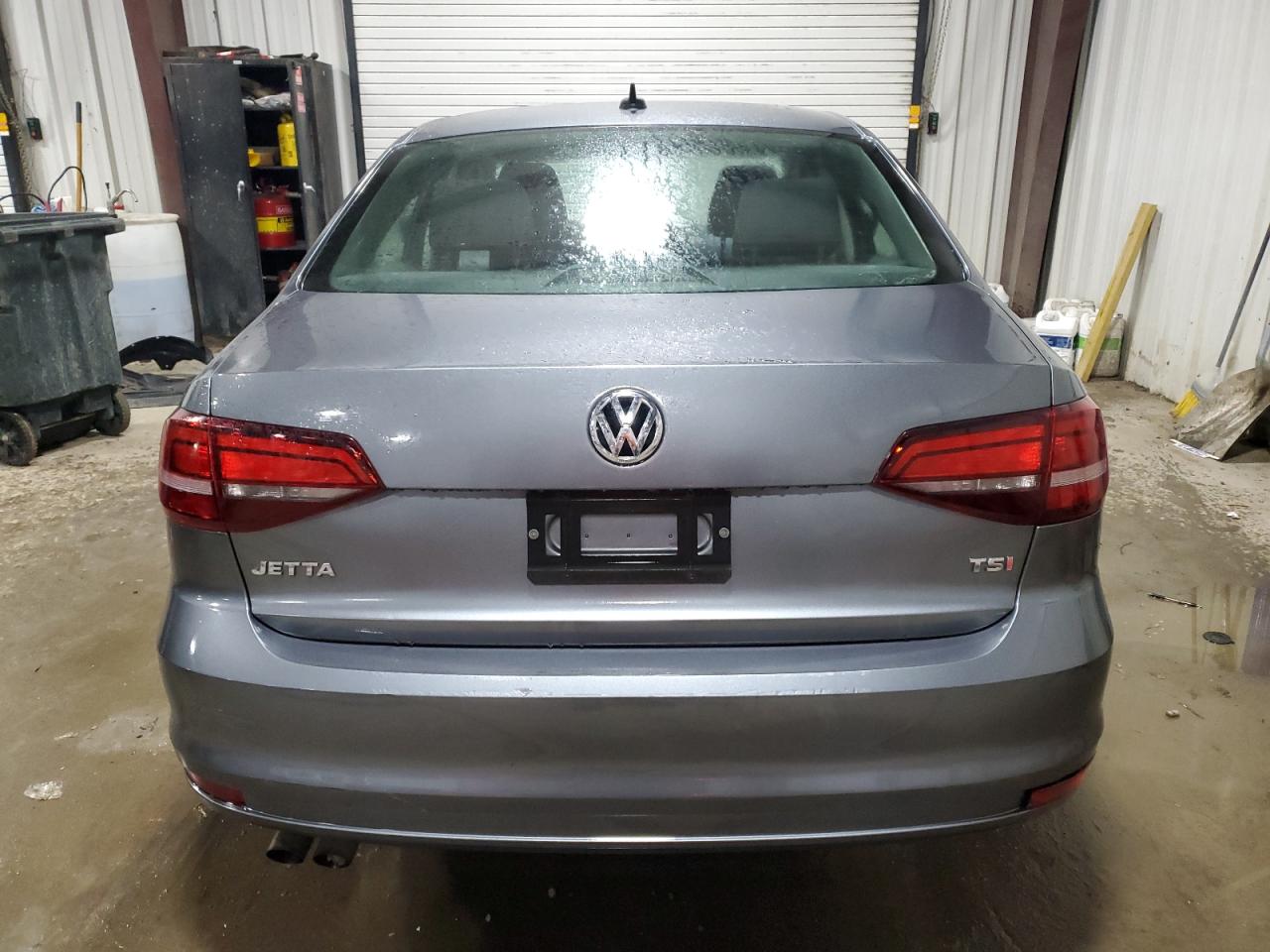 2016 Volkswagen Jetta - Image 6