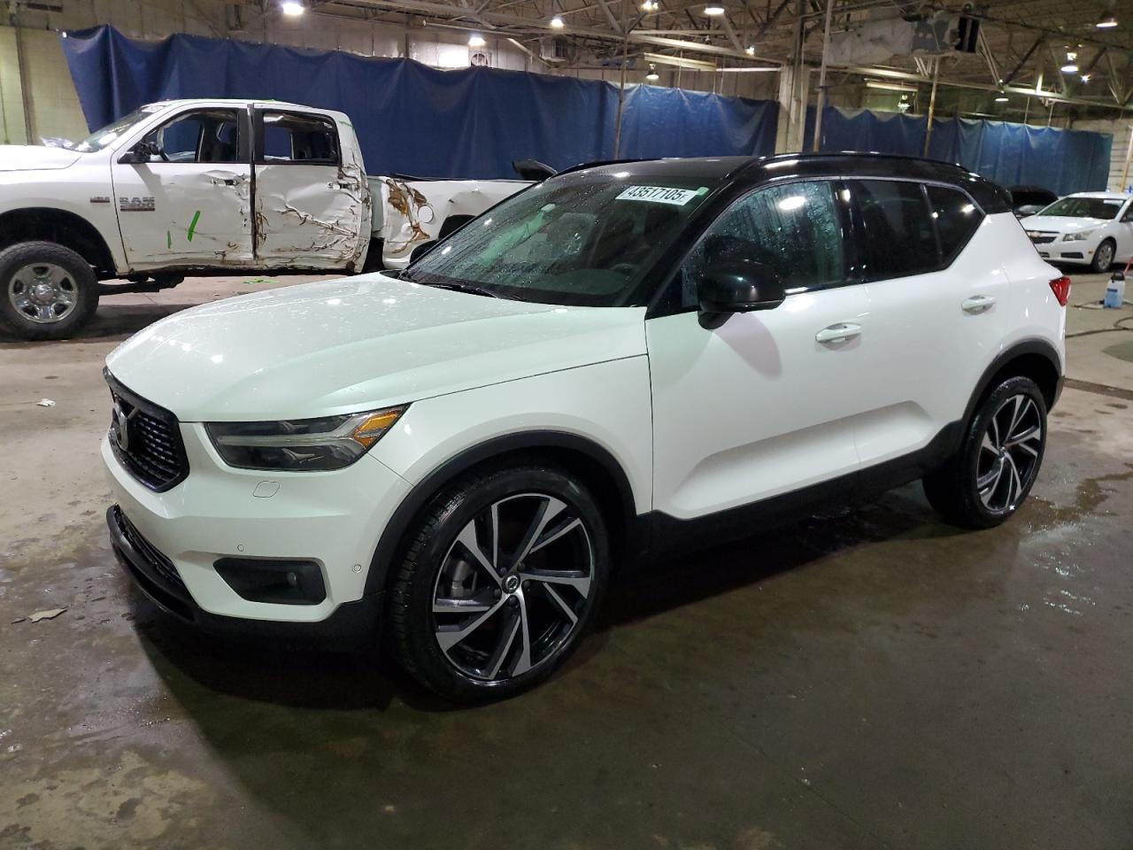 2021 Volvo XC40 - Image 1