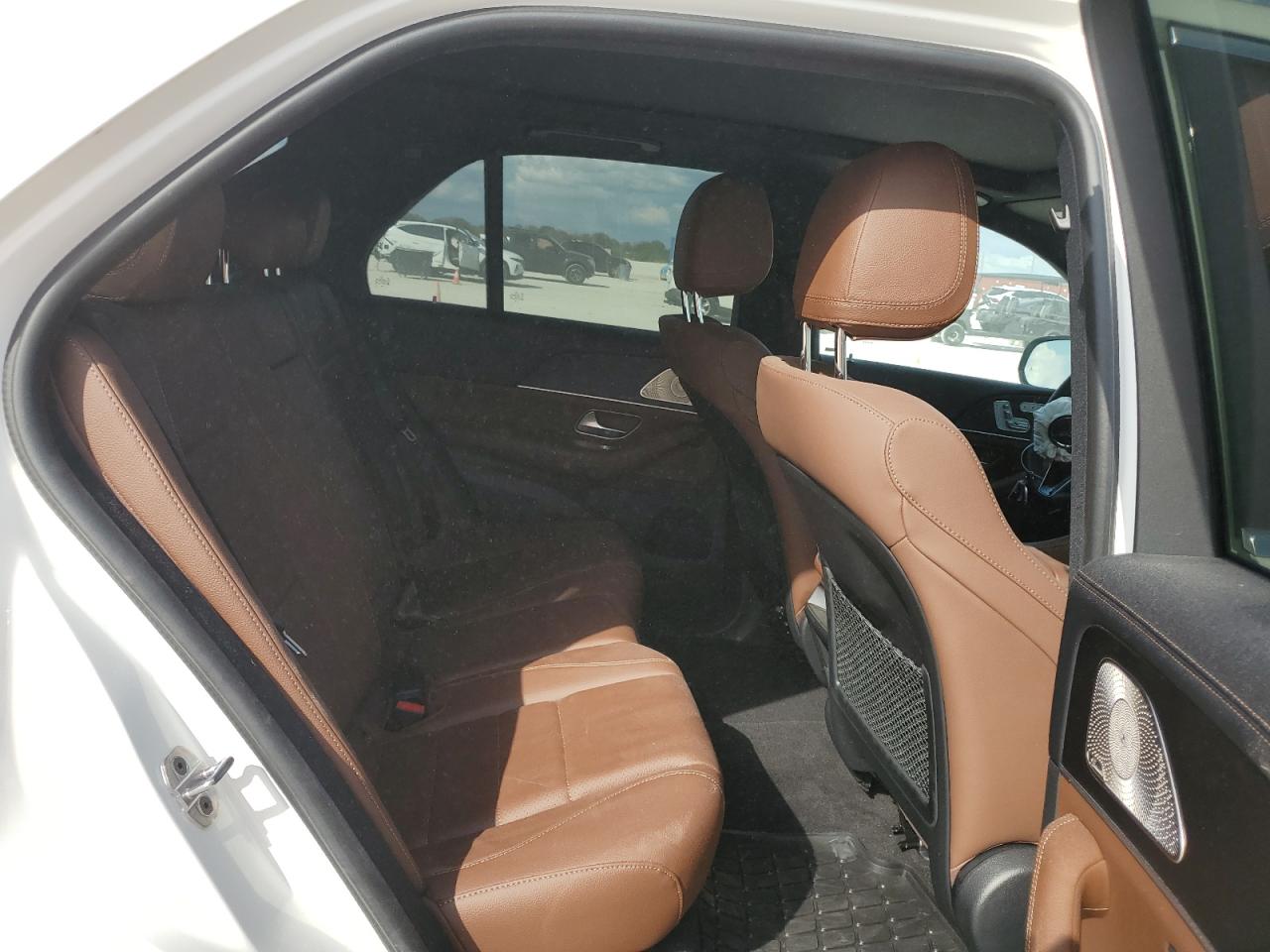 2024 Mercedes-Benz GLE - Image 11