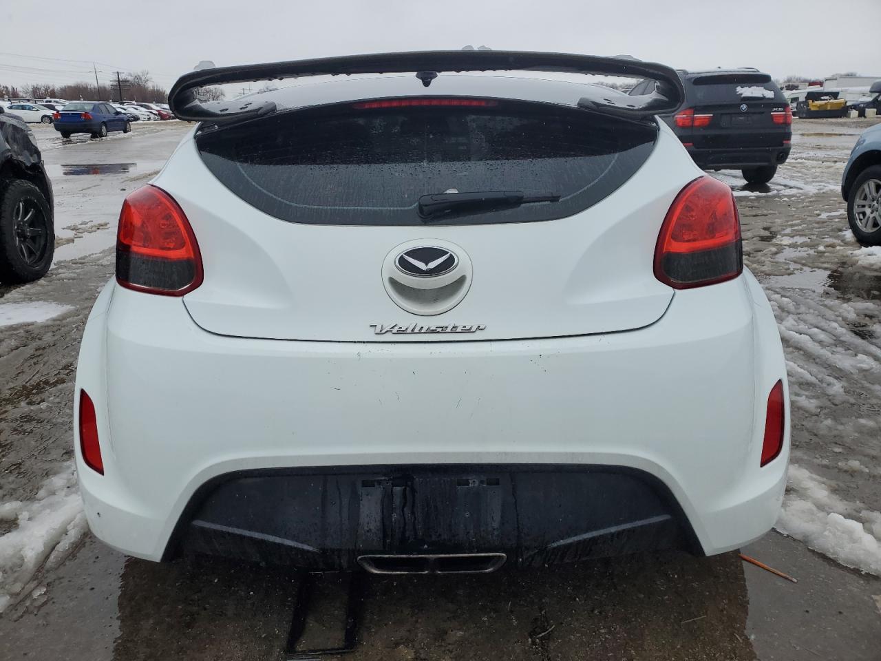 2013 Hyundai Veloster - Image 6