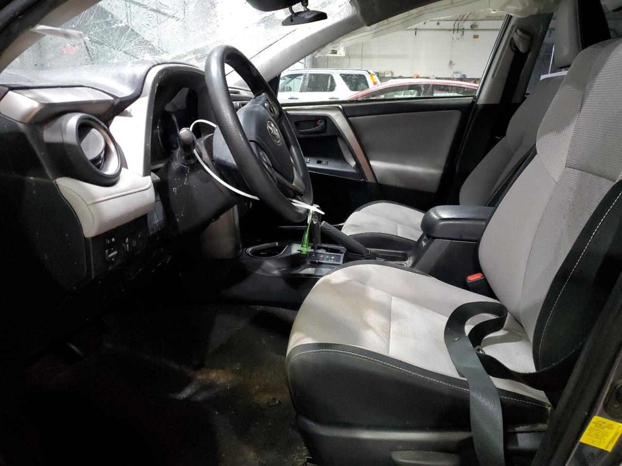 2018 Toyota RAV 4 - Image 7