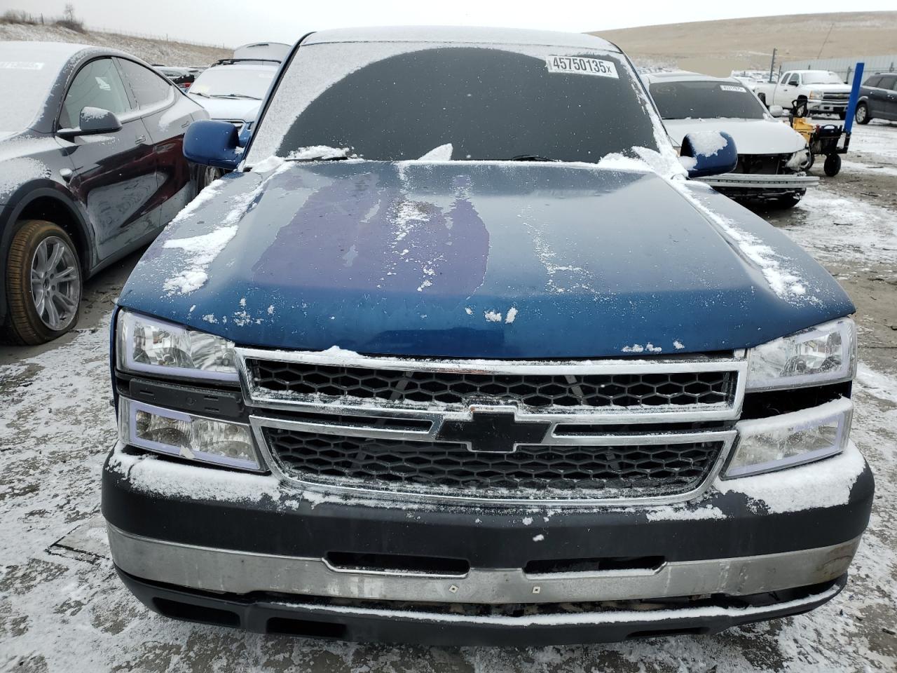 2003 Chevrolet Silverado - Image 5