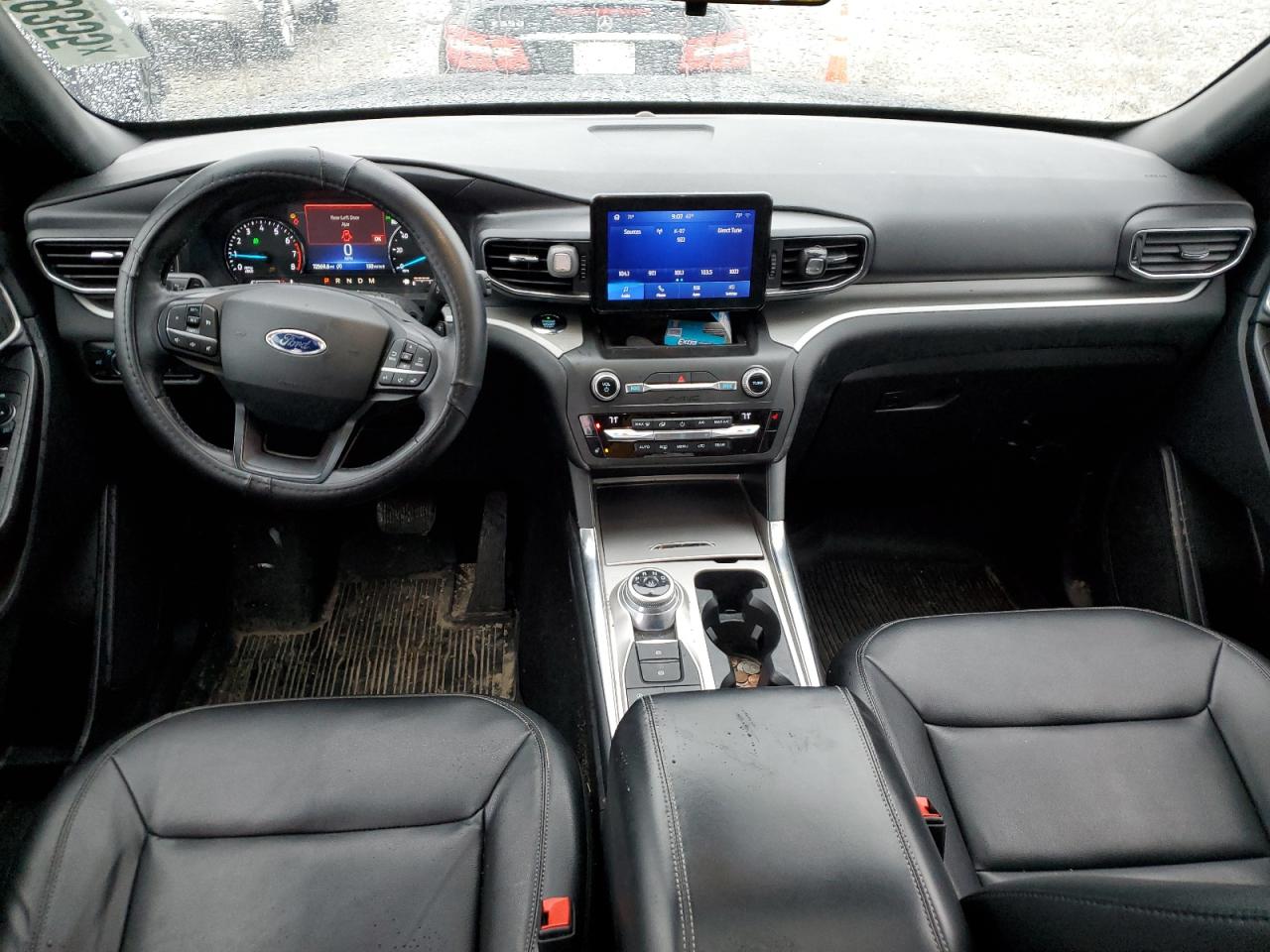2020 Ford Explorer - Image 8