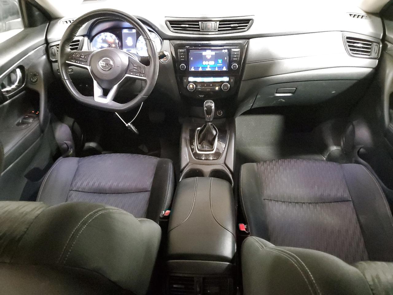KNMAT2MV3JP615471 NISSAN ROGUE 2018