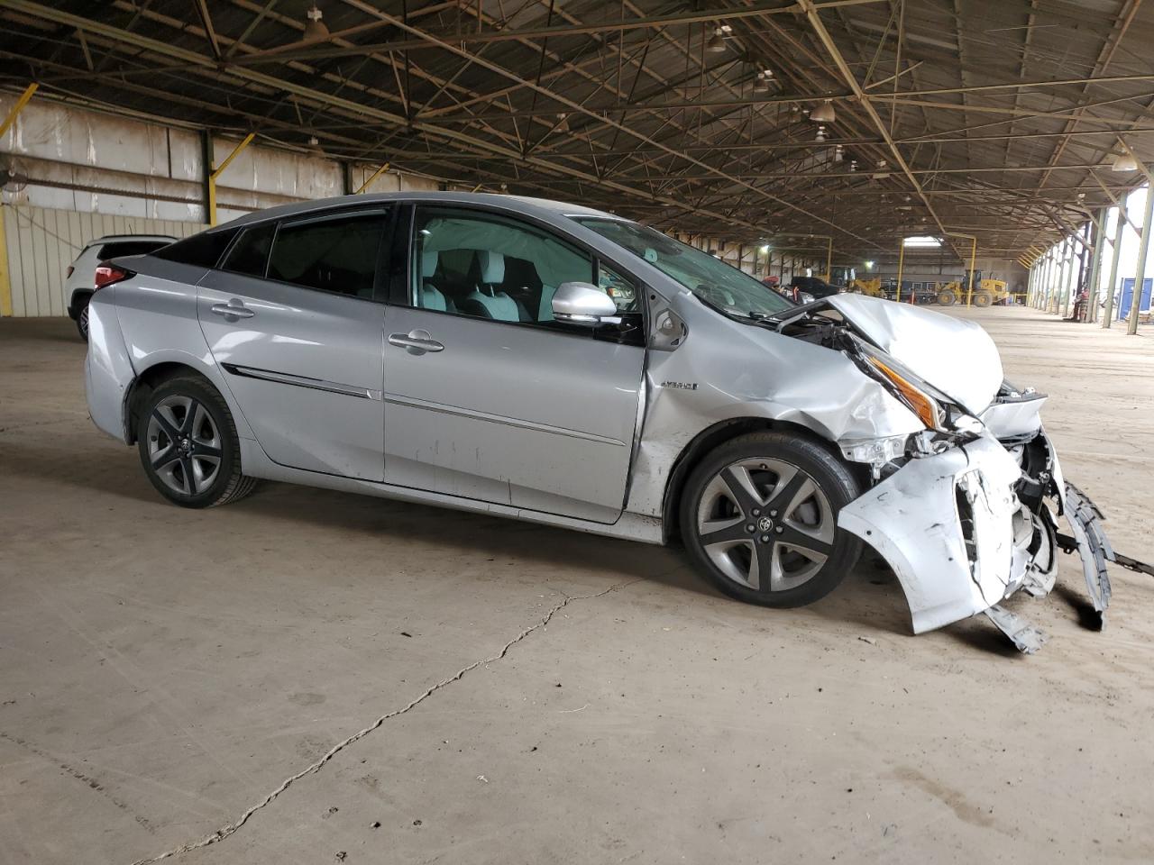 2019 Toyota Prius - Image 4