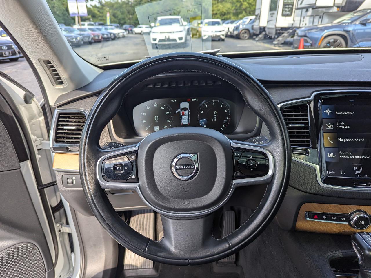 2021 Volvo XC90 - Image 8