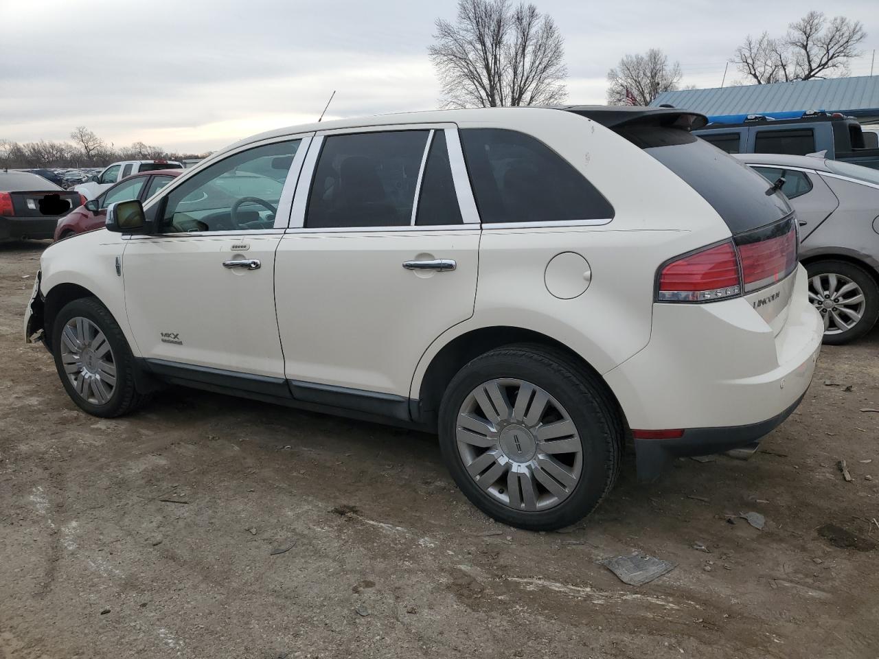 2008 Lincoln MKX - Image 2