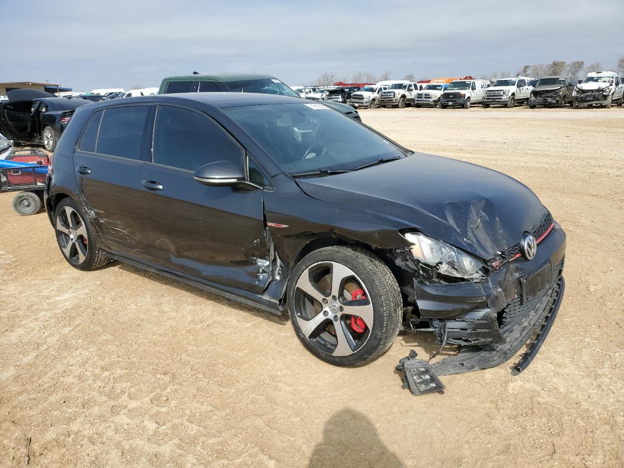 2017 Volkswagen GTI - Image 4