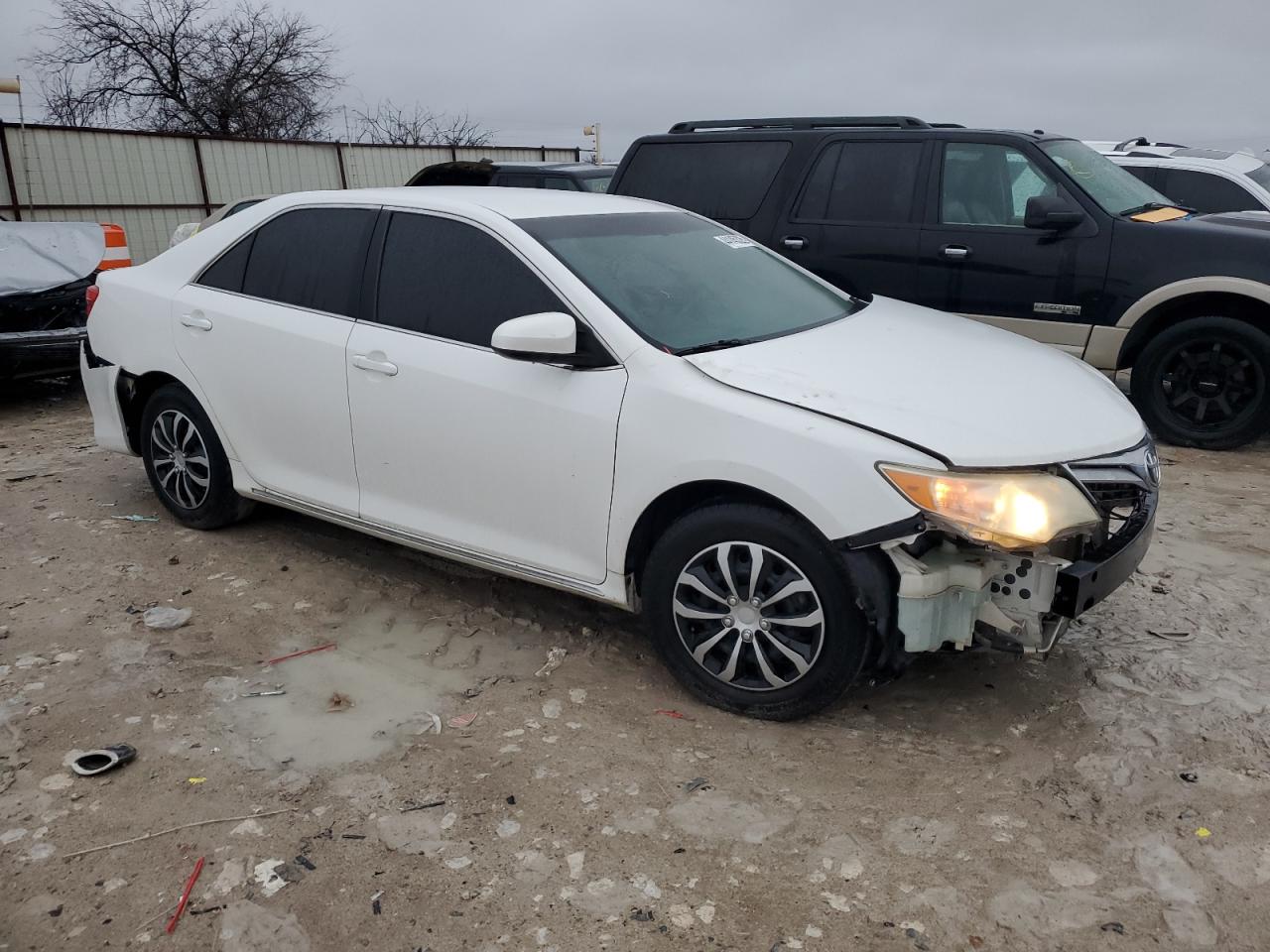2013 Toyota Camry - Image 4