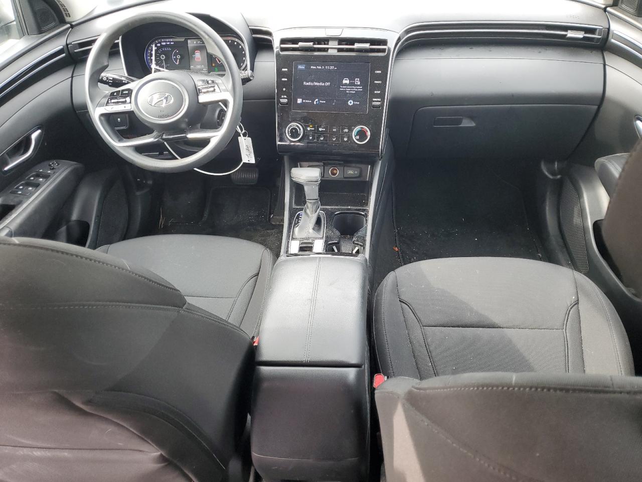 2022 Hyundai Tucson - Image 8