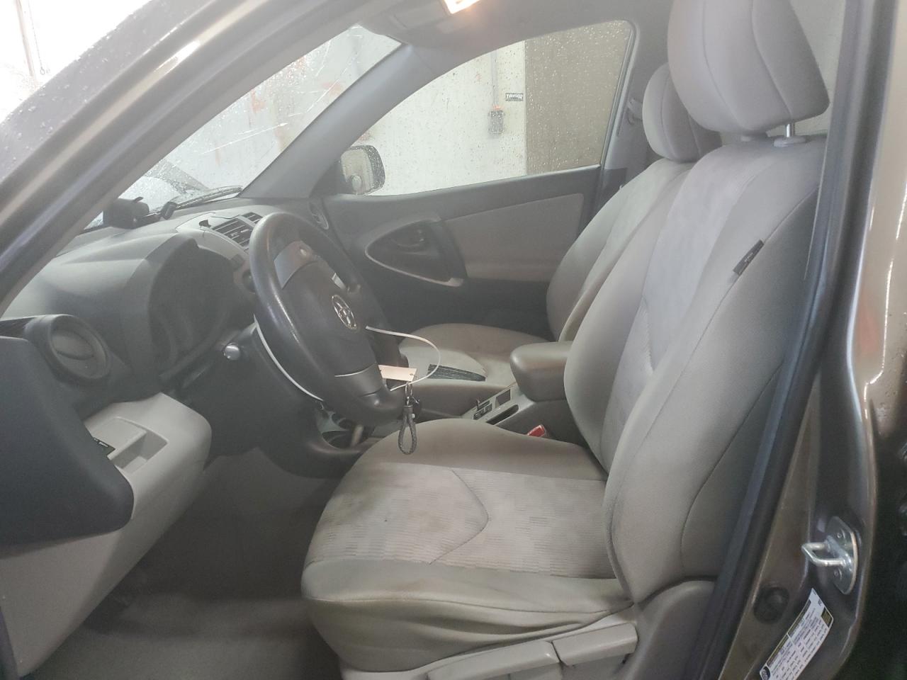 2011 Toyota RAV 4 - Image 7