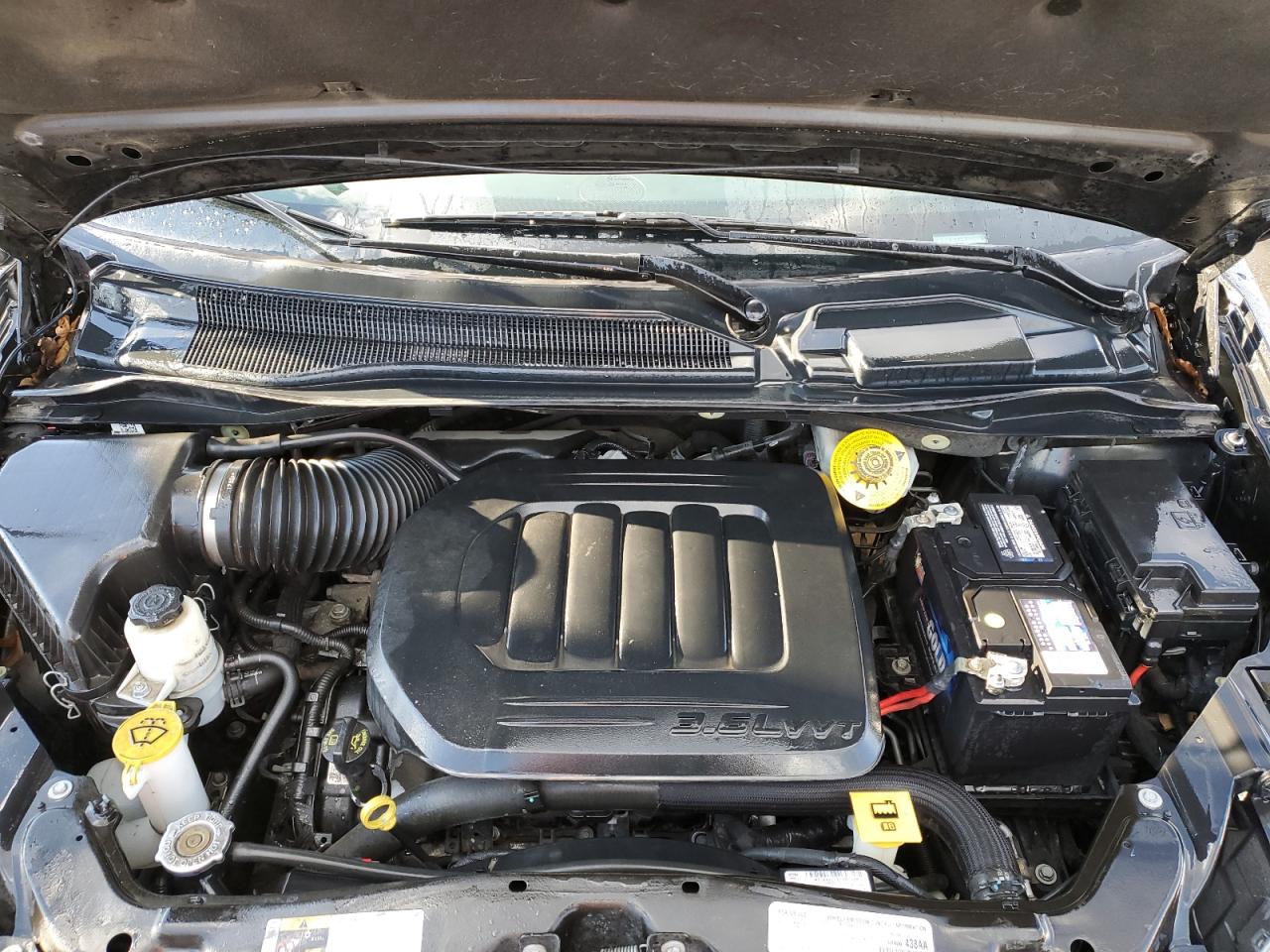 2019 Dodge Caravan - Image 12