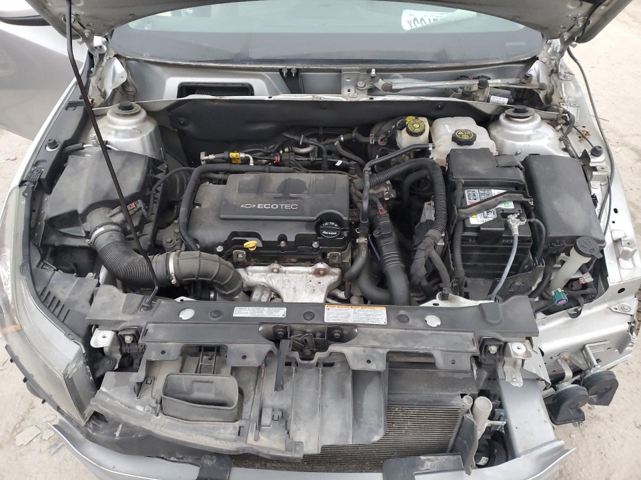 2014 Chevrolet Cruze - Image 11