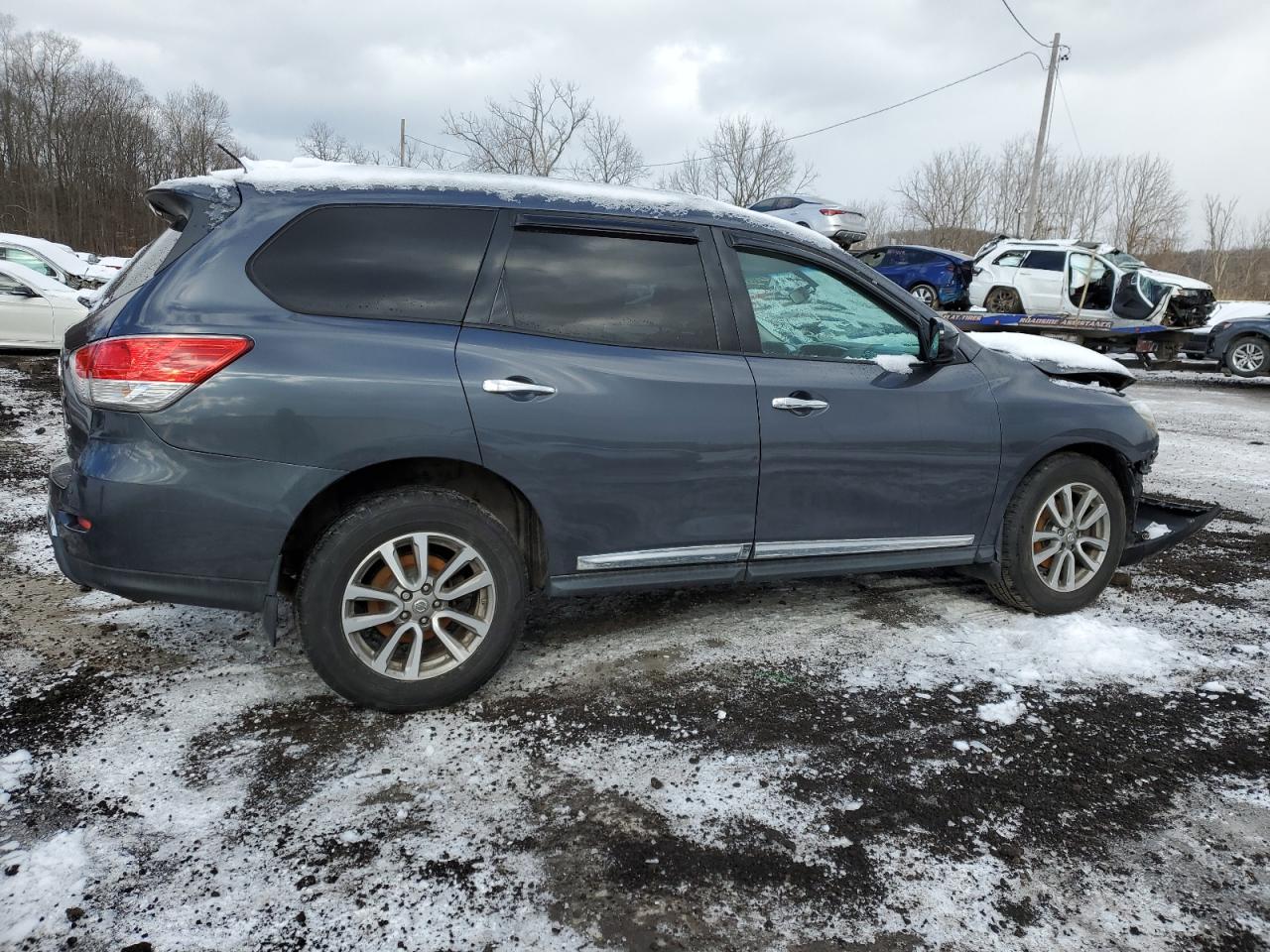 2013 Nissan Pathfinder - Image 3