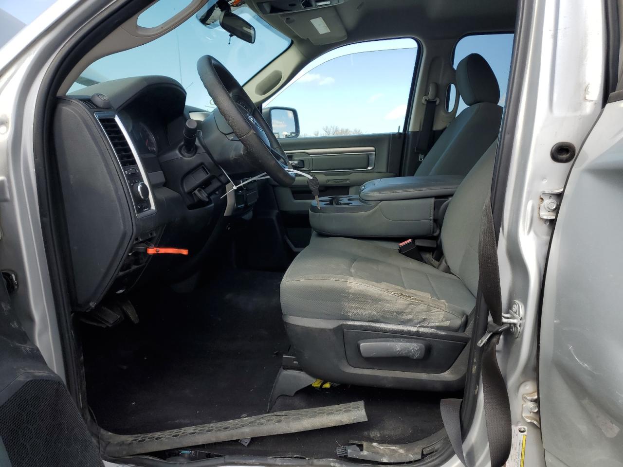 2017 RAM 1500 - Image 7