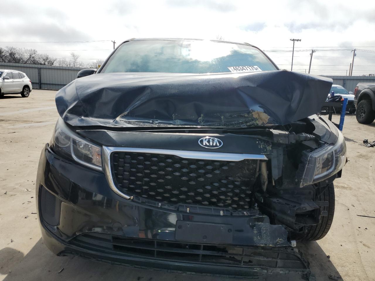 2016 Kia Sedona - Image 5