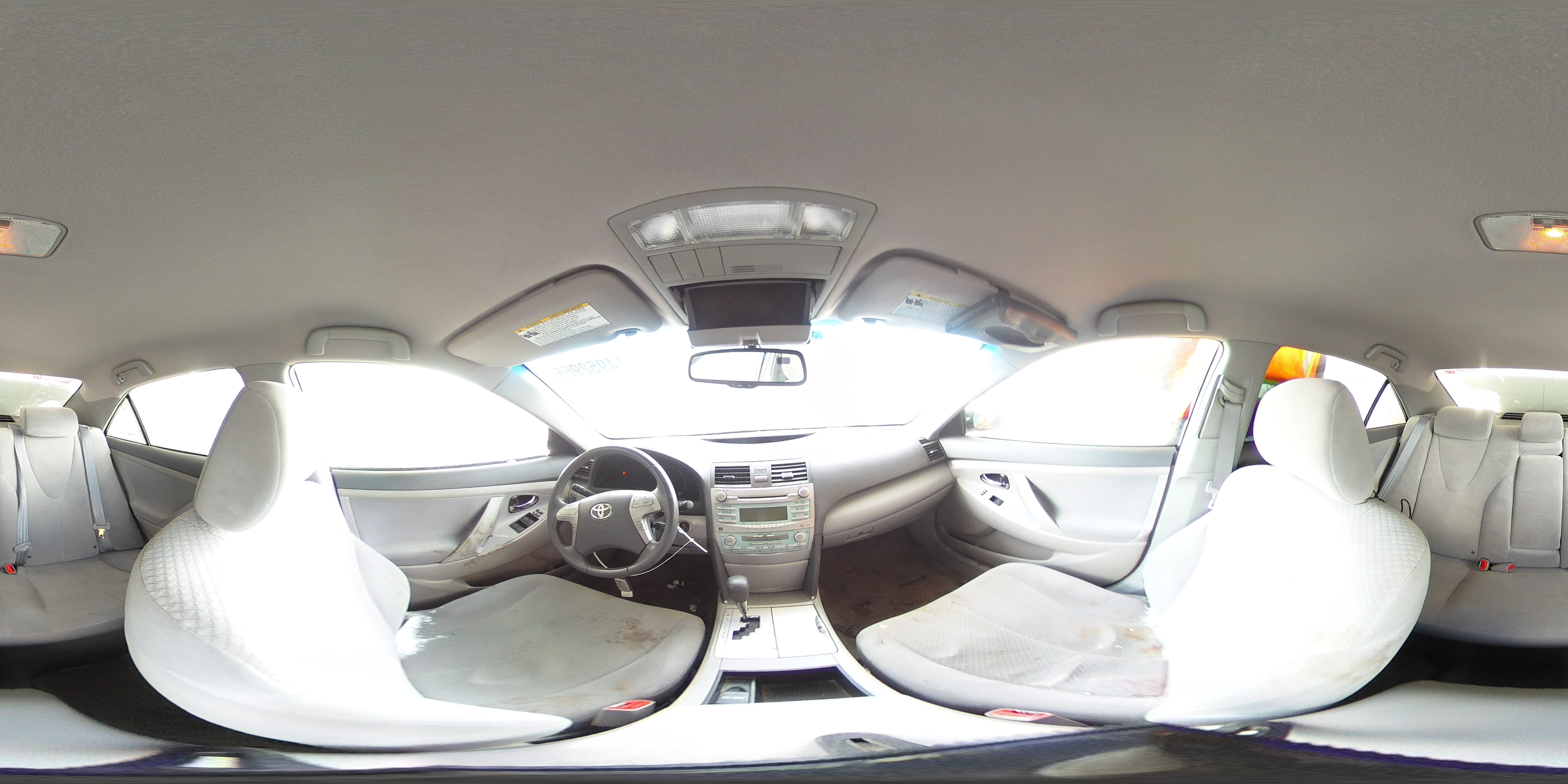 2009 Toyota Camry - Image 12