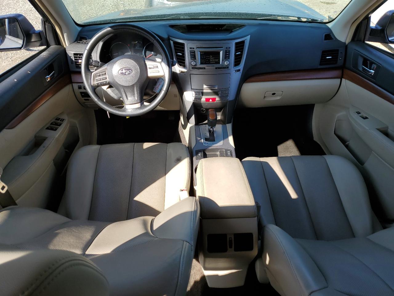 2014 Subaru Outback - Image 8