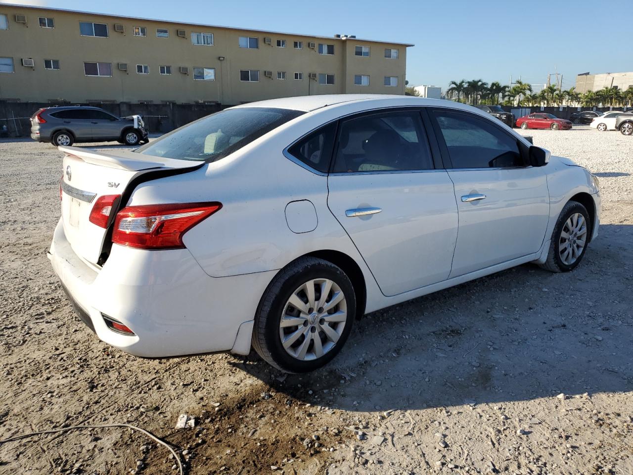 2016 Nissan Sentra - Image 3