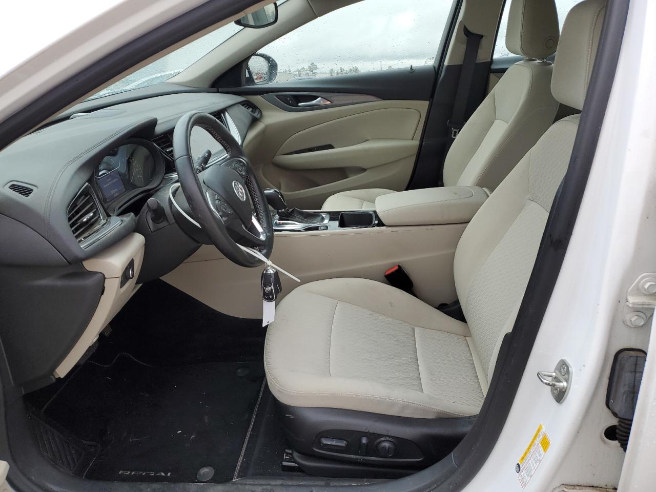 2019 Buick Regal - Image 7