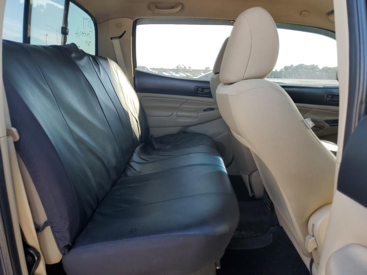 2012 Toyota Tacoma - Image 10