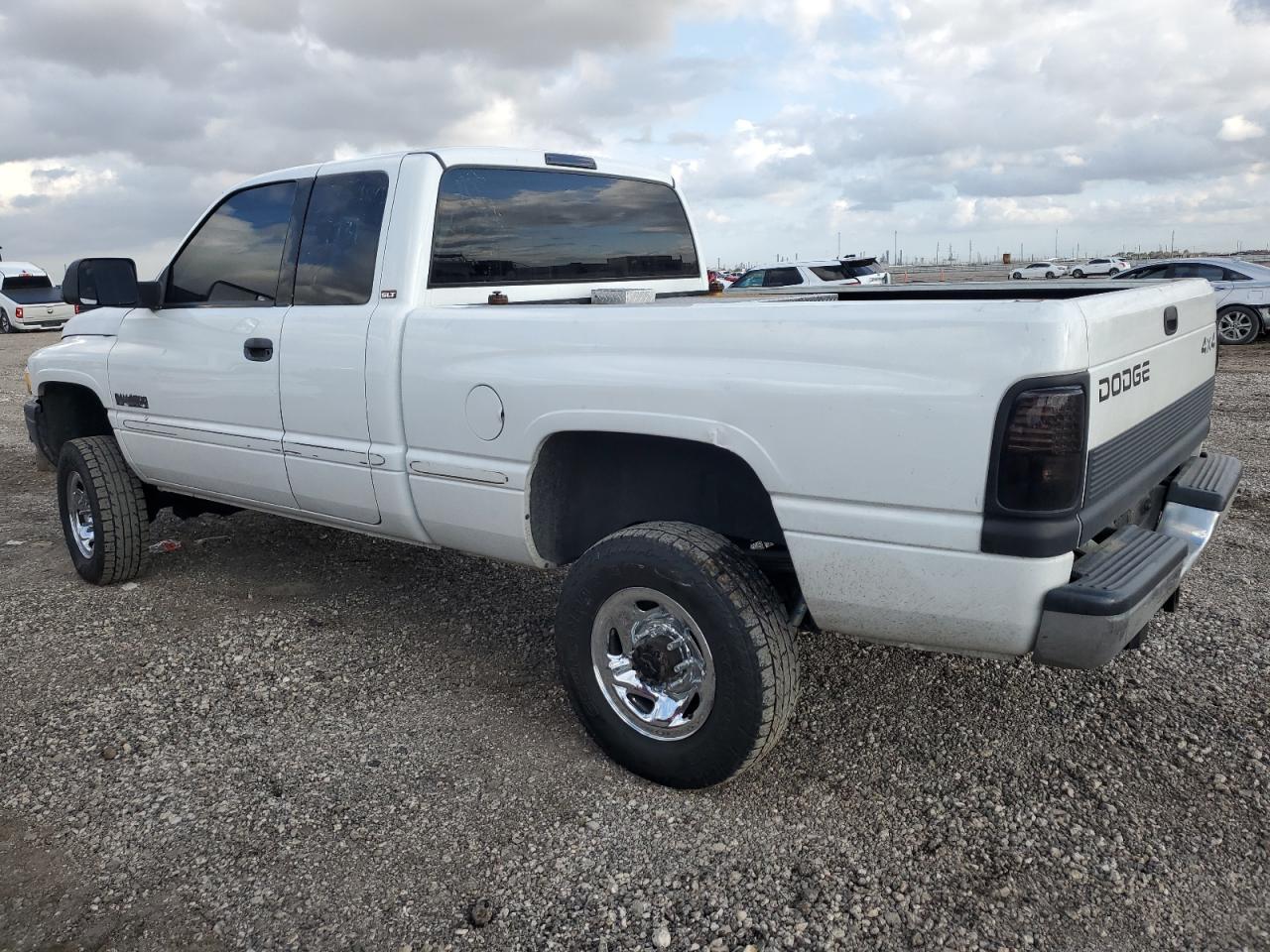 1998 Dodge RAM - Image 3