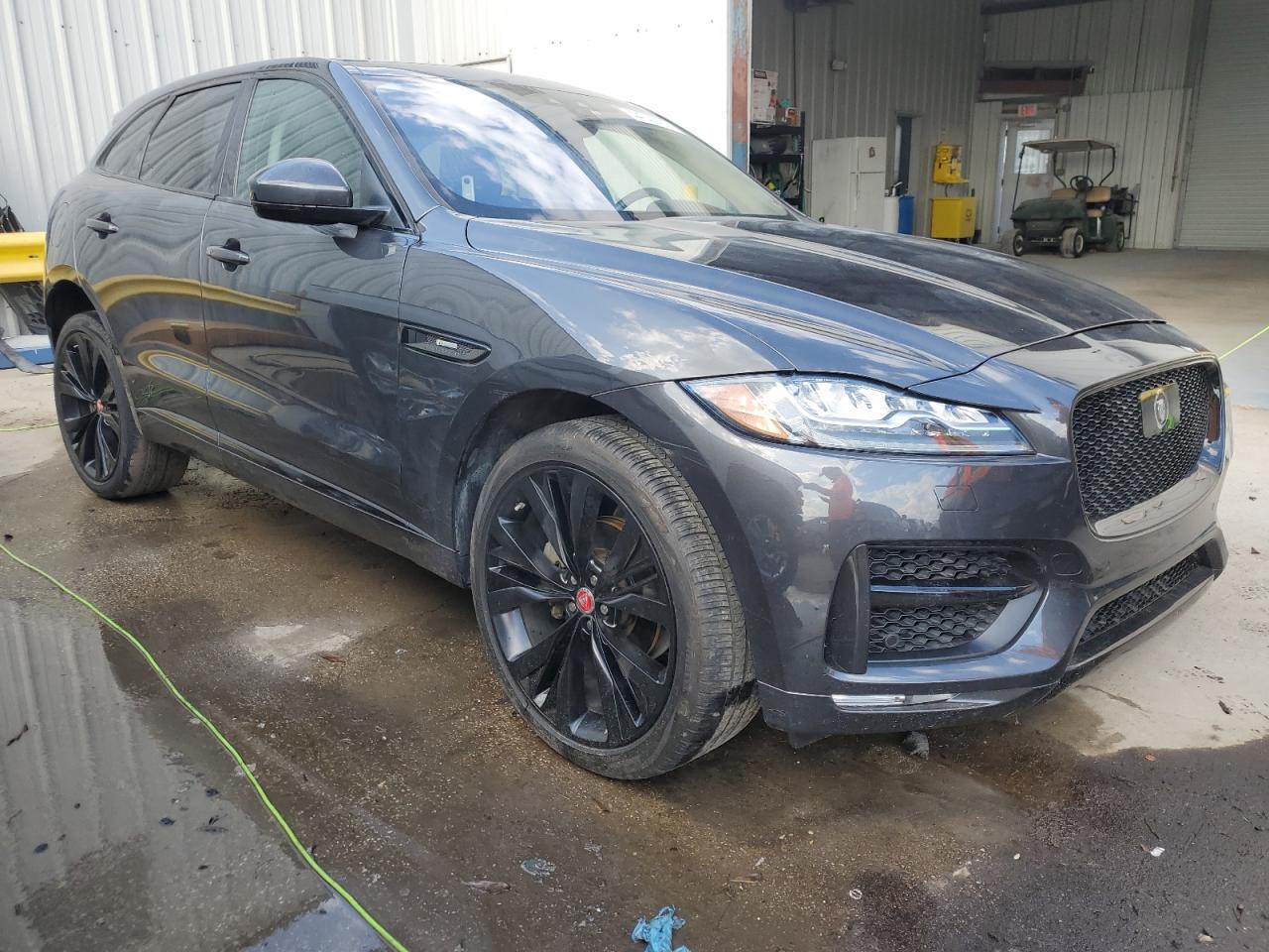 2020 Jaguar F-Pace - Image 4
