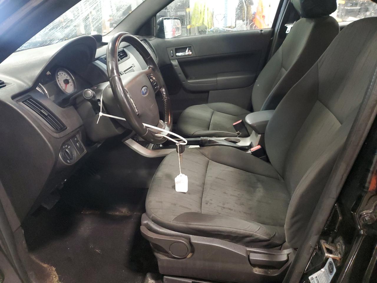 2010 Ford Focus - Image 7
