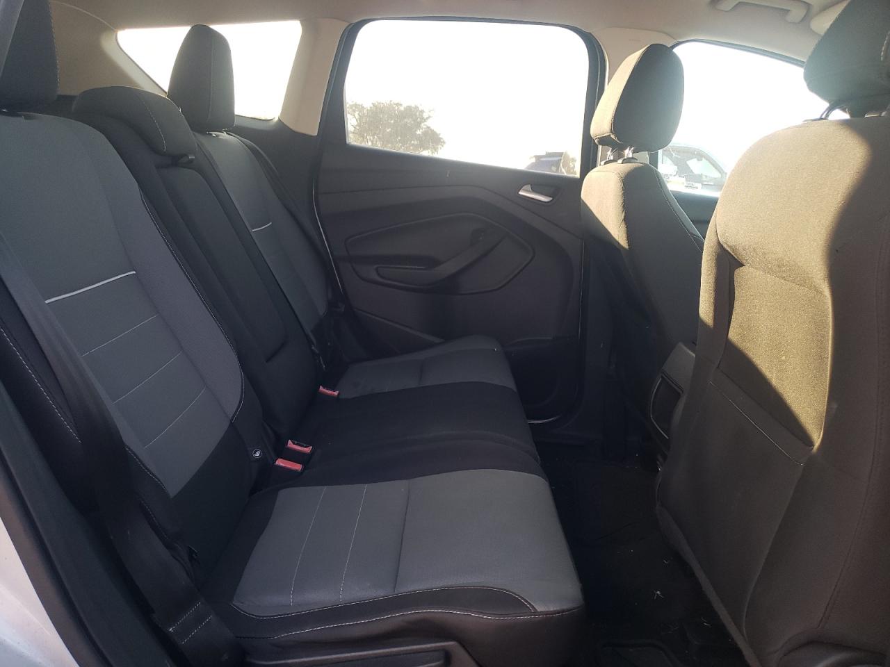 2015 Ford Escape - Image 11