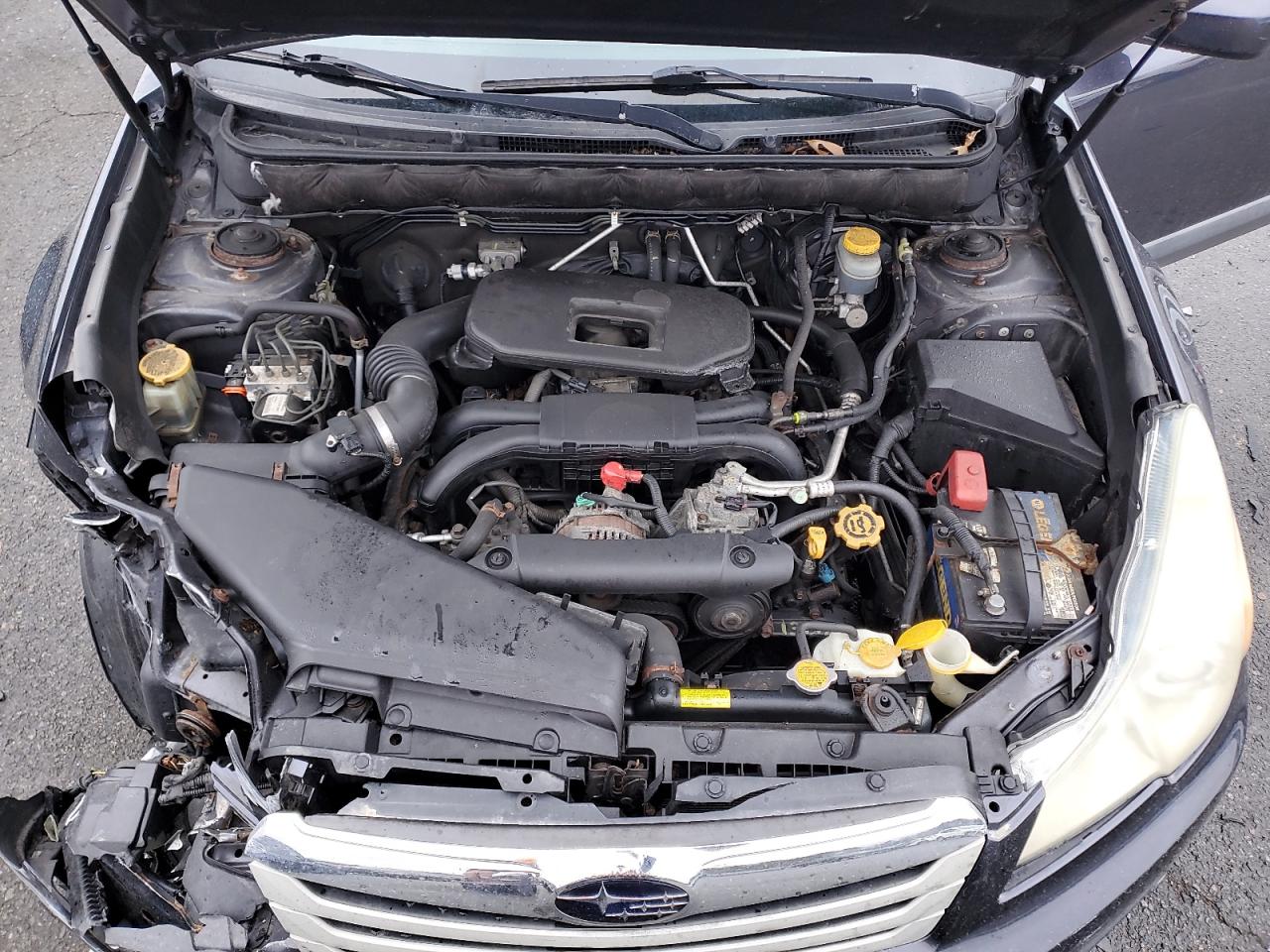 2011 Subaru Outback - Image 12