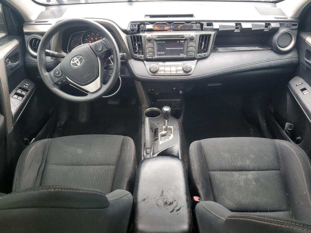 2015 Toyota RAV 4 - Image 8