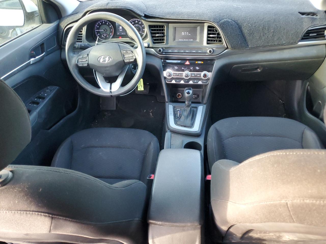 2020 Hyundai Elantra - Image 8