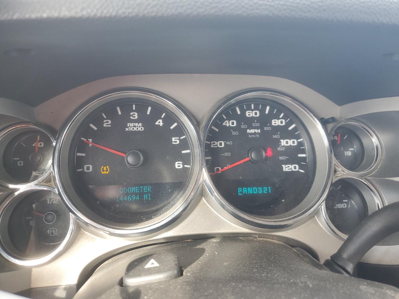 2007 Chevrolet Silverado - Image 9