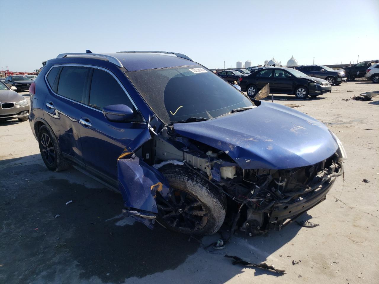 KNMAT2MT6JP508767 NISSAN ROGUE 2018