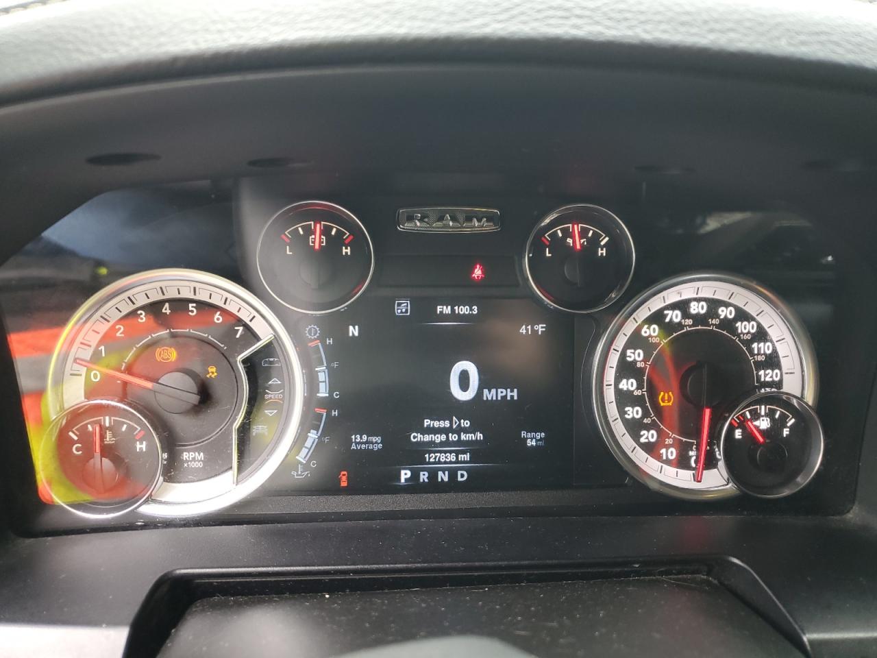 2013 RAM 1500 - Image 9