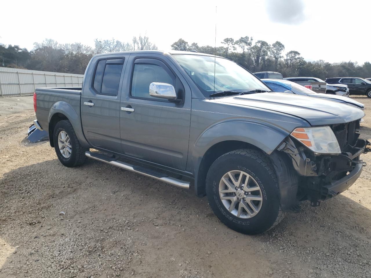 2017 Nissan Navara (Frontier) - Image 4