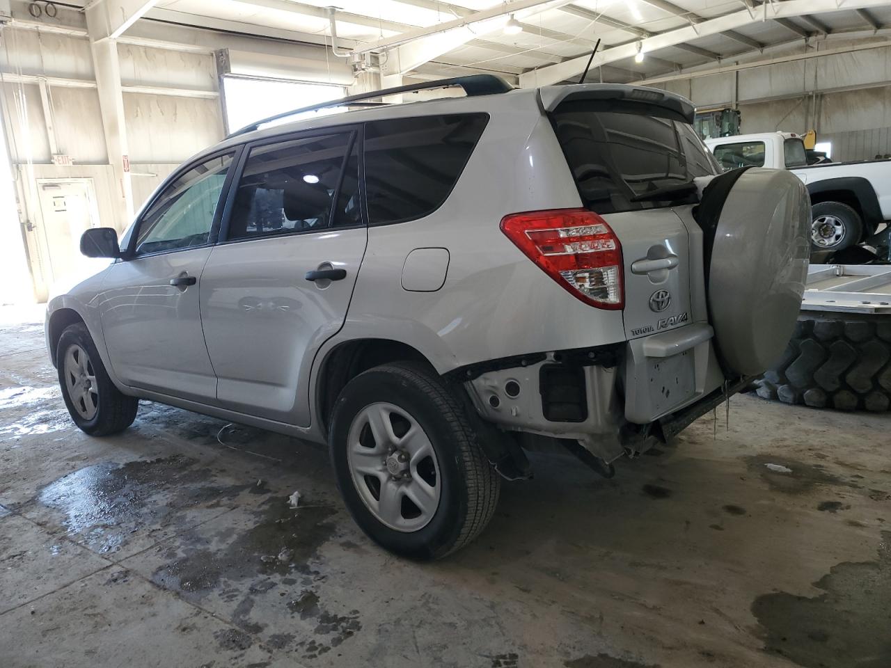 2009 Toyota RAV 4 - Image 2
