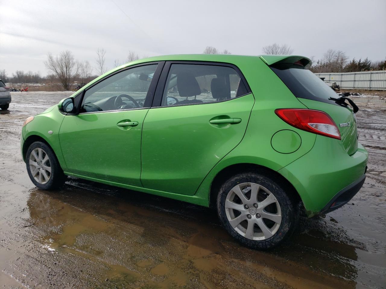 2011 Mazda 2 - Image 2