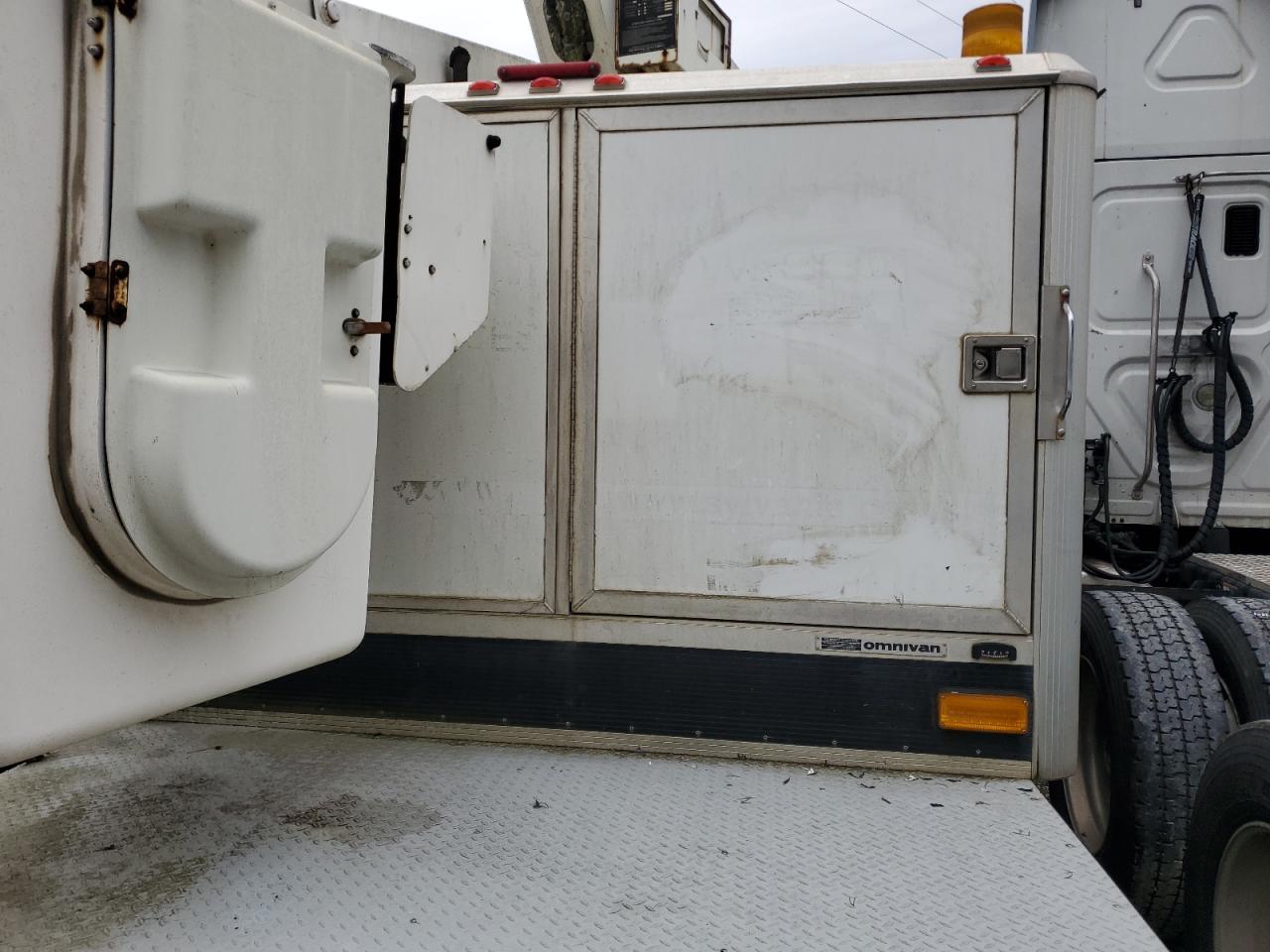 2013 RAM 5500 - Image 9